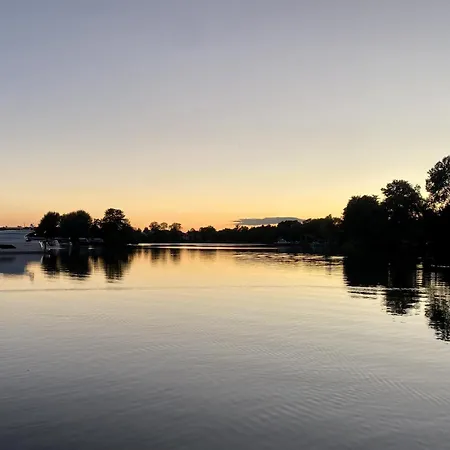 보트호텔 Ahoiwerder Hausboot Havelzauber Fuehrerscheinfrei *