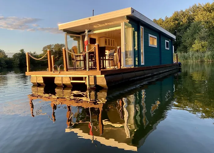 Ahoiwerder Hausboot Havelzauber Fuehrerscheinfrei Bådhotel *