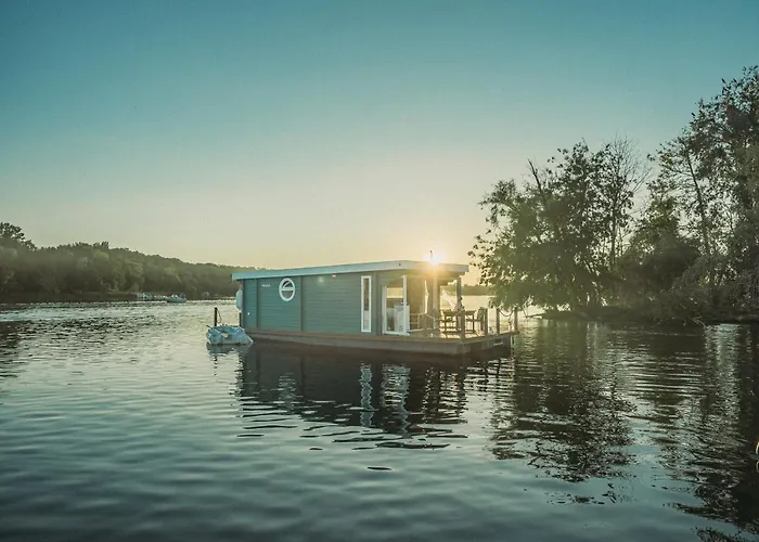 Ahoiwerder Hausboot Havelzauber Fuehrerscheinfrei Bådhotel *